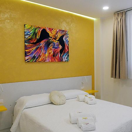 B&B Aida Rooms تْشيفالو المظهر الخارجي الصورة