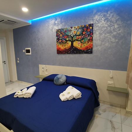 B&B Aida Rooms تْشيفالو المظهر الخارجي الصورة