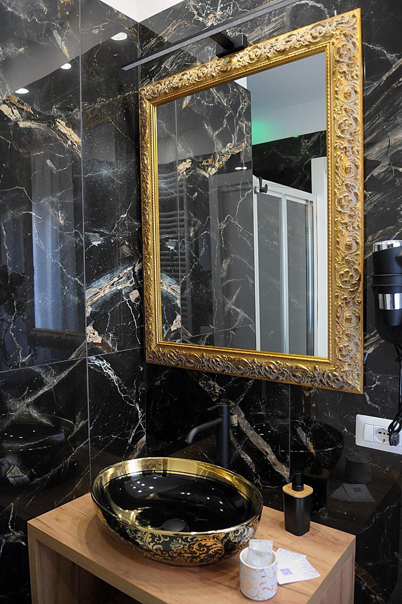 B&B Aida Rooms تْشيفالو المظهر الخارجي الصورة